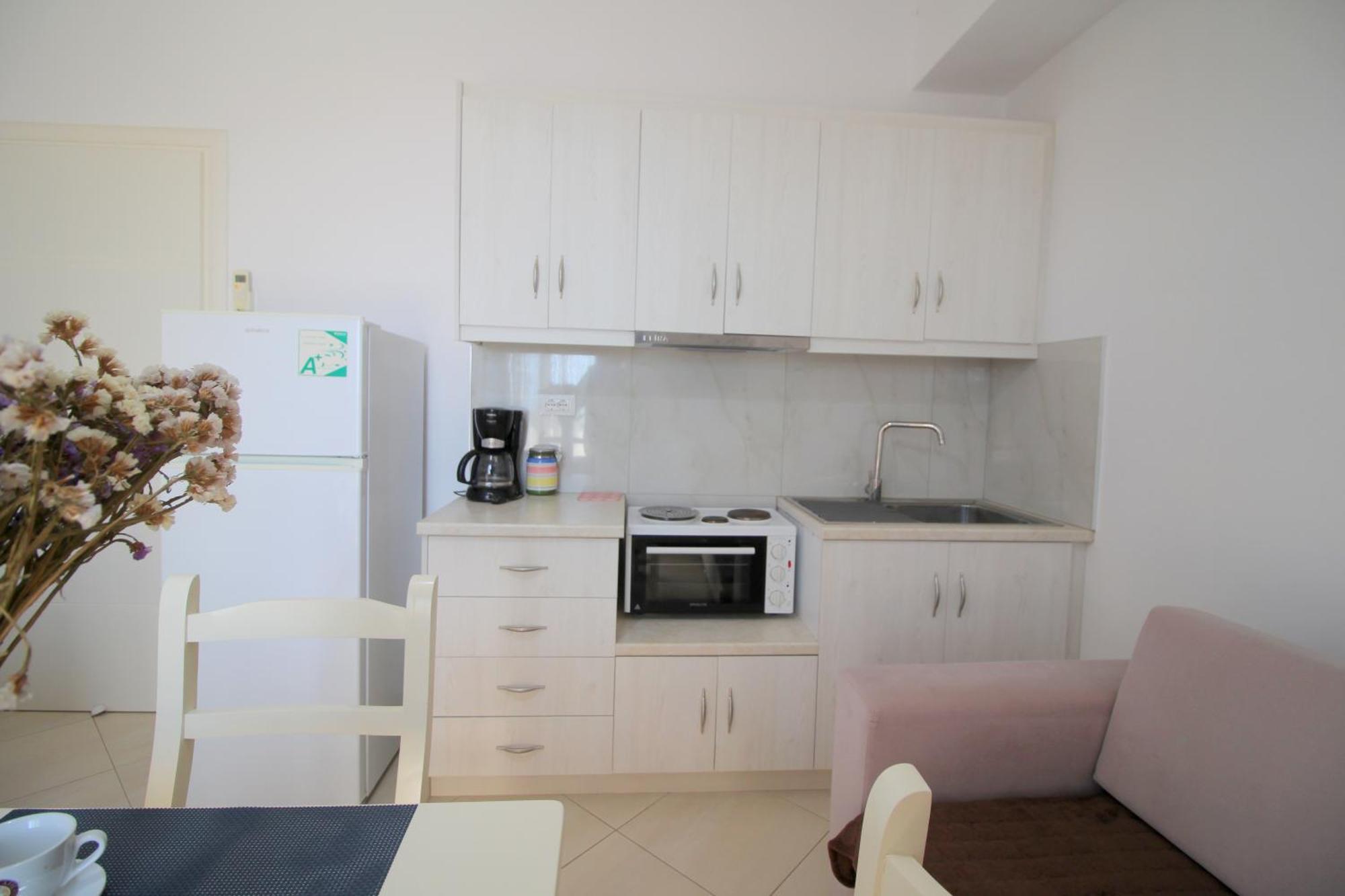 Garden Villa Eva Sarandë エクステリア 写真